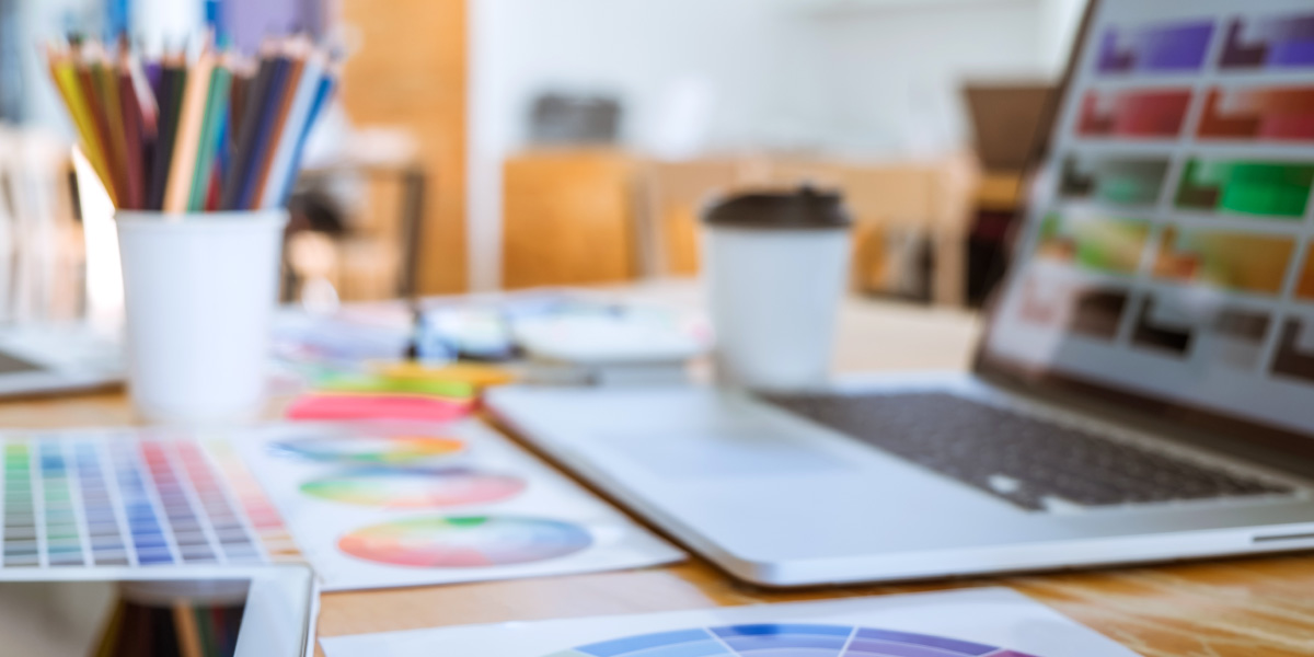 看板デザイン中のイメージ